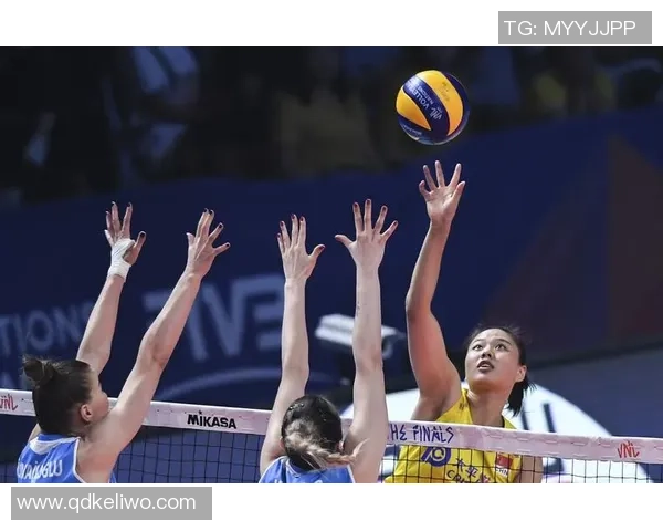 南京排球队比赛经验分析与大满贯点评的深度解读